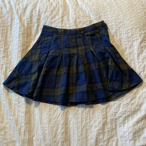 H&M plaid tennis skirt size 4